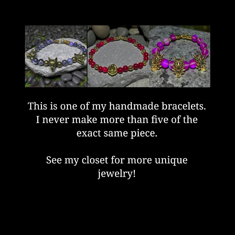 NEW Cerberus Triple Wolf Bracelet With Green Gemstone Beads. Greek myth jewelry. - Picture 7 of 7